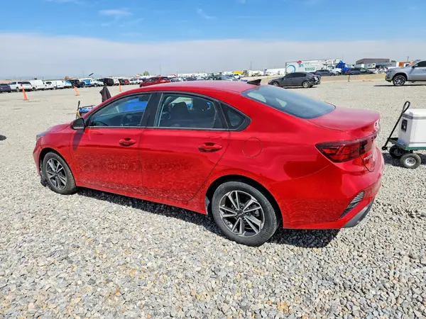 3KPF24AD0RE819527 2024 KIA FORTE - Image 2