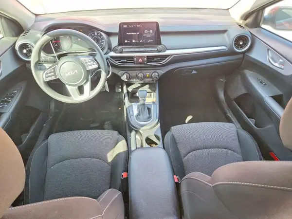 3KPF24AD0RE819897 2024 KIA FORTE - Image 8