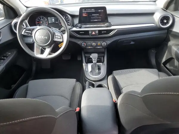 3KPF24AD0RE821133 2024 KIA FORTE - Image 8