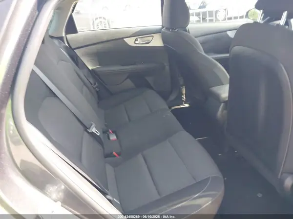 3KPF24AD0RE821293 2024 KIA FORTE - Image 8