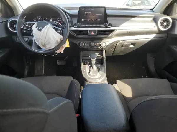 3KPF24AD0RE821861 2024 KIA FORTE - Image 8