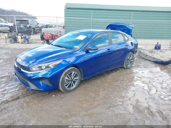 3KPF24AD0RE823397 2024 KIA FORTE - Image 2
