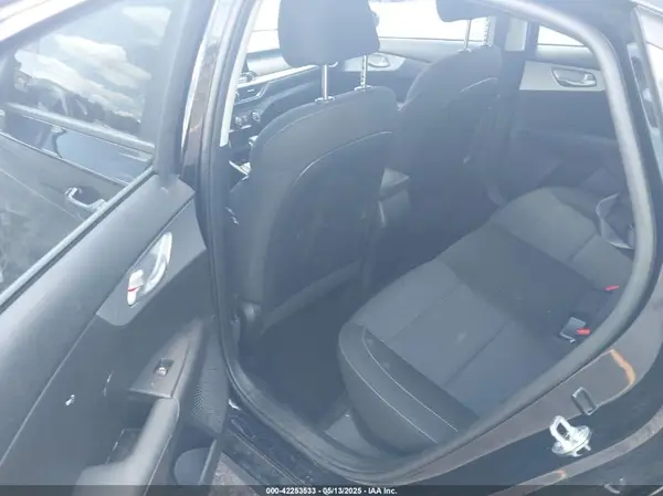 3KPF24AD0RE823688 2024 KIA FORTE - Image 8