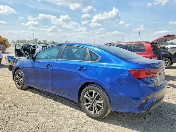 3KPF24AD0RE823982 2024 KIA FORTE - Image 2