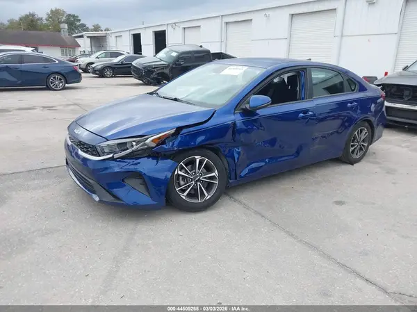 3KPF24AD0RE824422 2024 KIA FORTE - Image 2