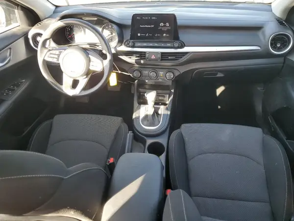 3KPF24AD0RE824744 2024 KIA FORTE - Image 8
