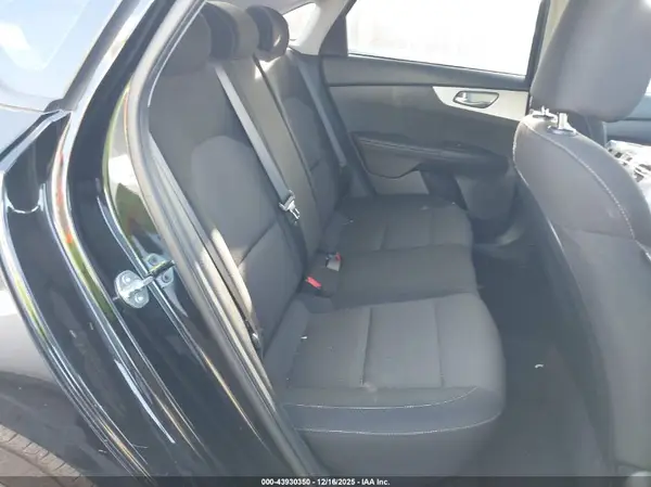 3KPF24AD0RE824906 2024 KIA FORTE - Image 8