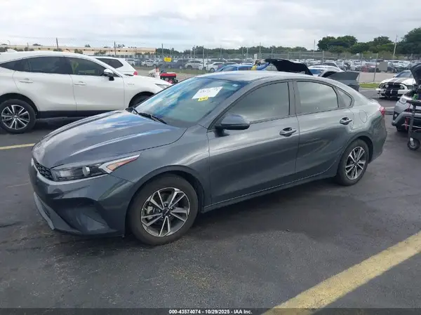 3KPF24AD0RE827708 2024 KIA FORTE - Image 2