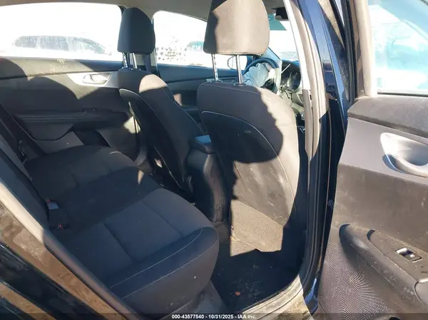3KPF24AD0RE827742 2024 KIA FORTE - Image 8