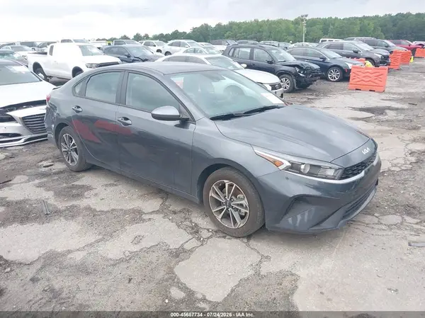 3KPF24AD0RE830043 2024 KIA FORTE - Image 1