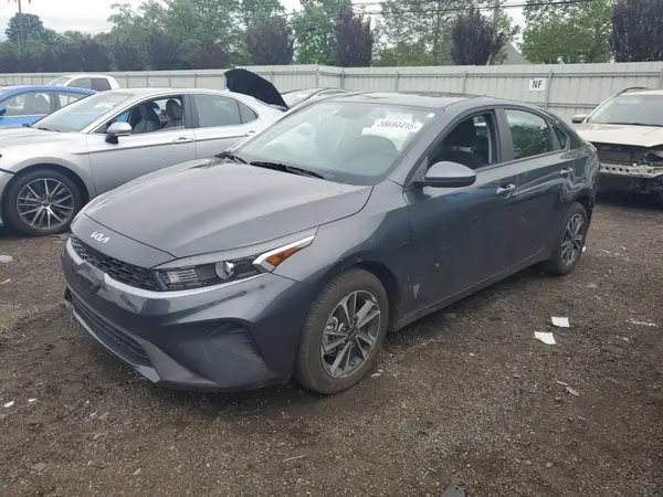3KPF24AD0RE834738 2024 KIA FORTE - Image 1
