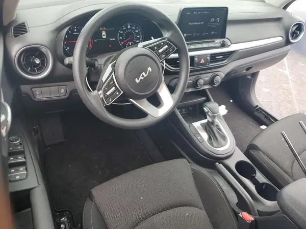 3KPF24AD0RE834738 2024 KIA FORTE - Image 8