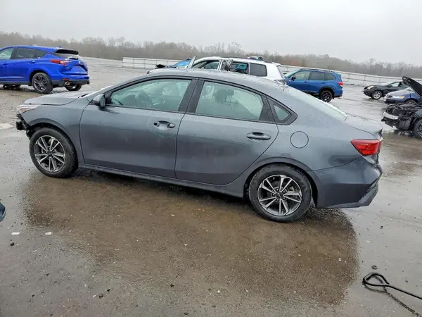 3KPF24AD0RE836134 2024 KIA FORTE - Image 2