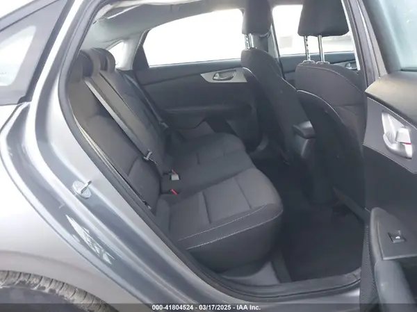 3KPF24AD0RE840314 2024 KIA FORTE - Image 8