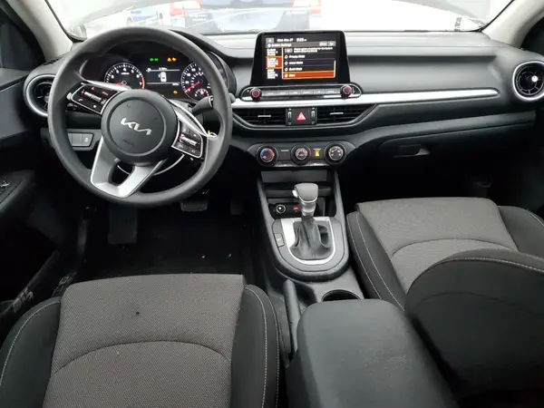 3KPF24AD0RE841057 2024 KIA FORTE - Image 8