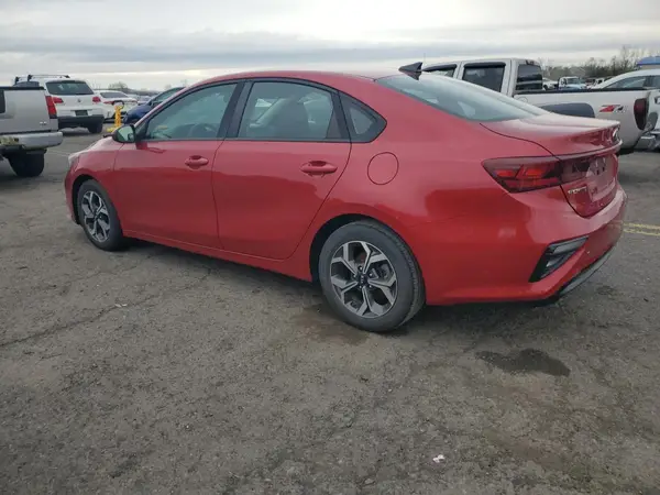 3KPF24AD1KE008633 2019 KIA FORTE - Image 2