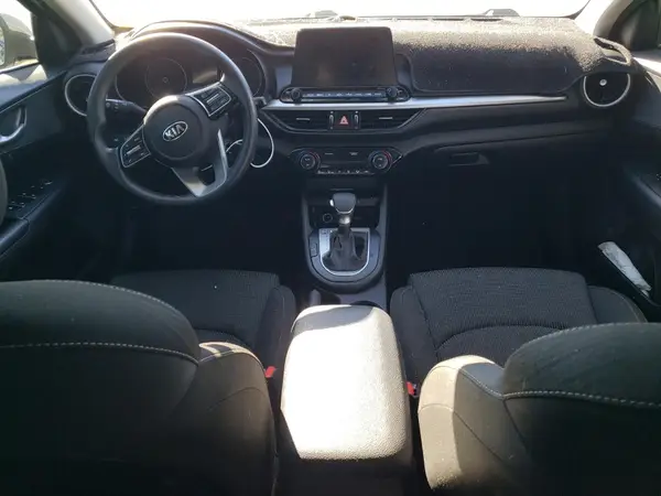 3KPF24AD1KE009698 2019 KIA FORTE - Image 8