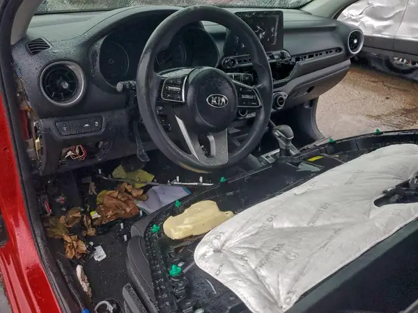 3KPF24AD1KE010771 2019 KIA FORTE - Image 8