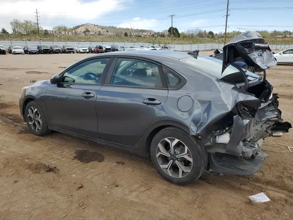 3KPF24AD1KE011127 2019 KIA FORTE - Image 2