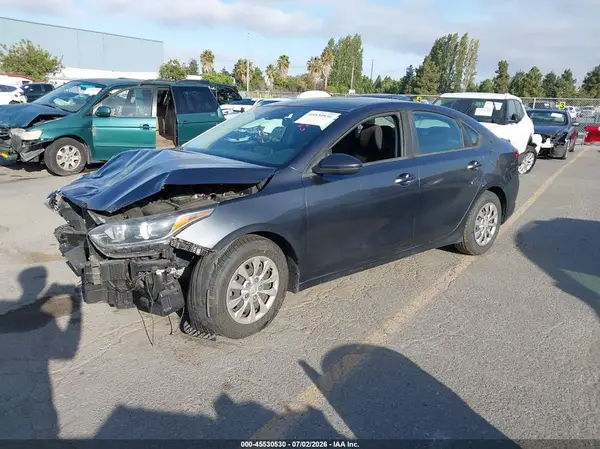 3KPF24AD1KE012164 2019 KIA FORTE - Image 2