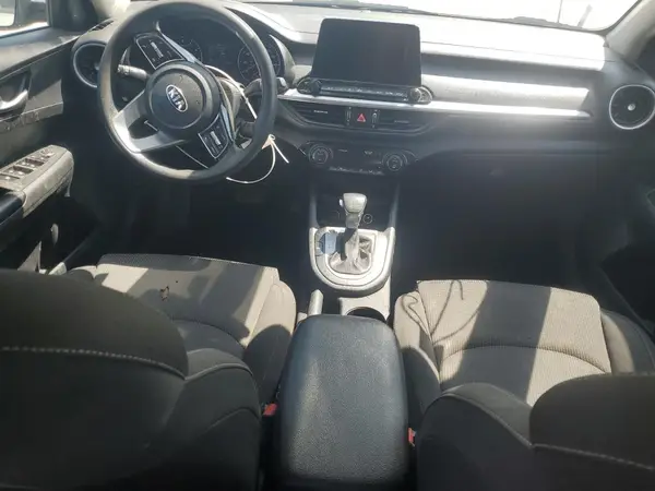3KPF24AD1KE013900 2019 KIA FORTE - Image 8