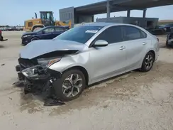 3KPF24AD1KE014576 2019 KIA FORTE