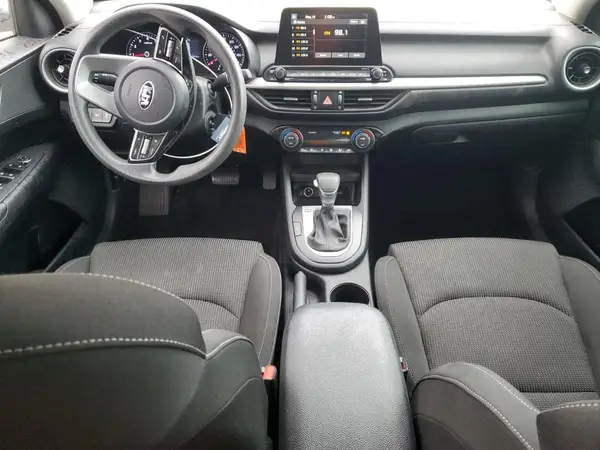 3KPF24AD1KE014769 2019 KIA FORTE - Image 8