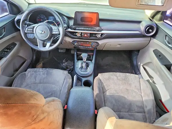 3KPF24AD1KE015405 2019 KIA FORTE - Image 8