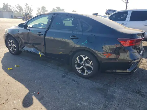 3KPF24AD1KE016473 2019 KIA FORTE - Image 2