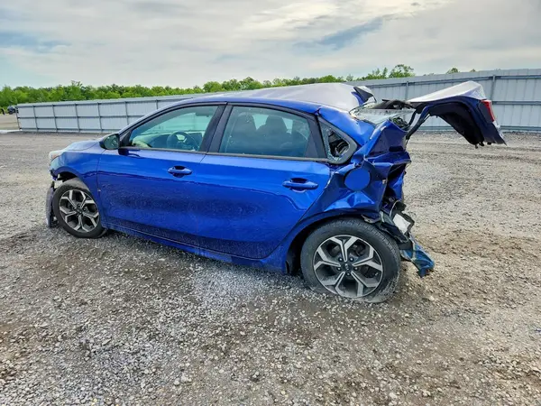 3KPF24AD1KE018885 2019 KIA FORTE - Image 2
