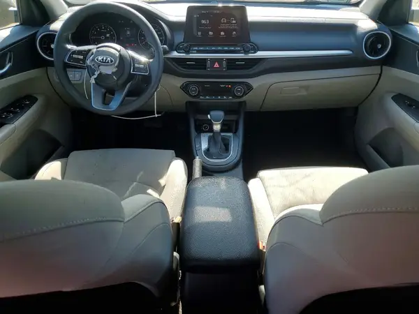3KPF24AD1KE022158 2019 KIA FORTE - Image 8
