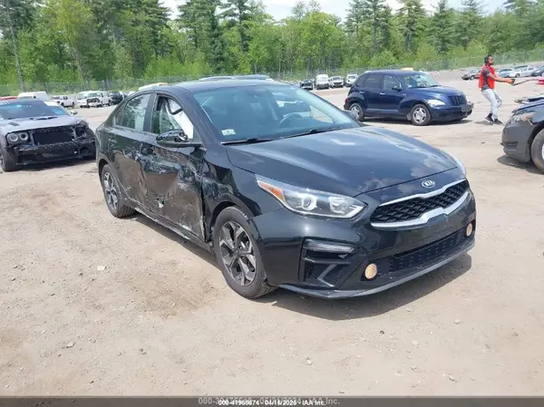 3KPF24AD1KE022483 2019 KIA FORTE - Image 1