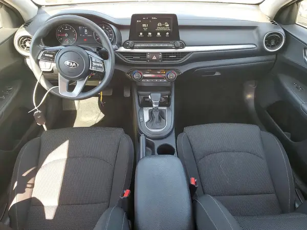 3KPF24AD1KE022886 2019 KIA FORTE - Image 8