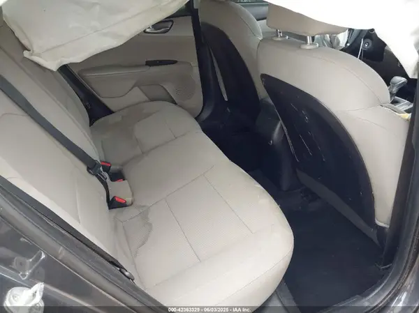 3KPF24AD1KE023262 2019 KIA FORTE - Image 8