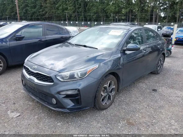 3KPF24AD1KE026873 2019 KIA FORTE - Image 2