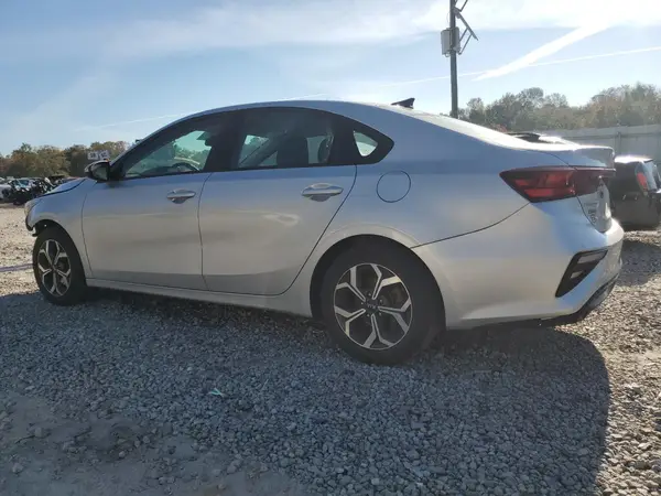 3KPF24AD1KE027795 2019 KIA FORTE - Image 2