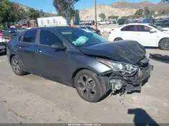 3KPF24AD1KE028431 2019 KIA FORTE