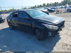 3KPF24AD1KE035623 2019 KIA FORTE