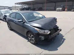 3KPF24AD1KE035718 2019 KIA FORTE