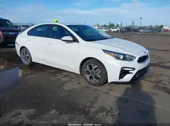 3KPF24AD1KE035735 2019 KIA FORTE