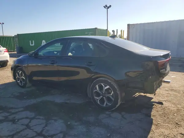 3KPF24AD1KE037159 2019 KIA FORTE - Image 2