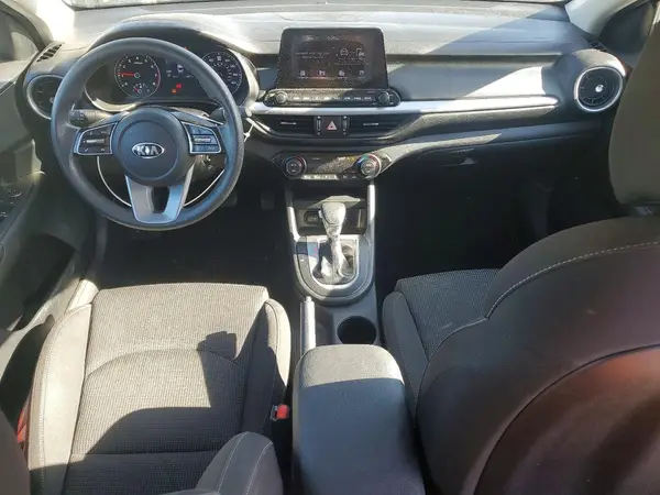 3KPF24AD1KE037159 2019 KIA FORTE - Image 8