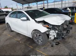 3KPF24AD1KE038943 2019 KIA FORTE