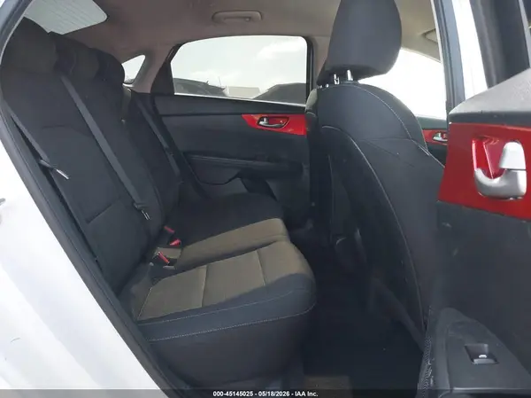 3KPF24AD1KE044578 2019 KIA FORTE - Image 8
