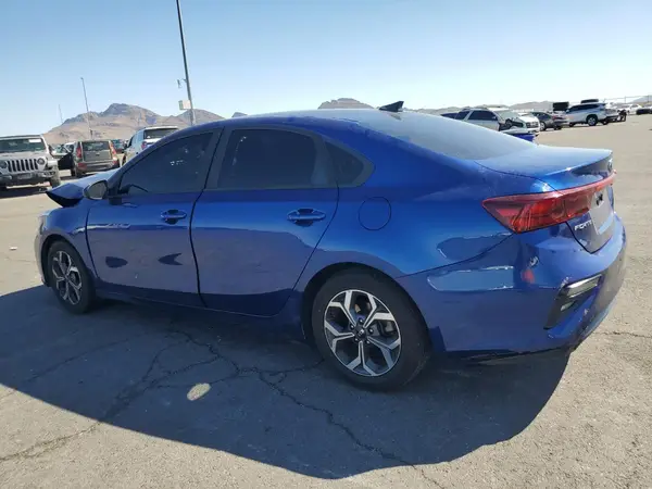 3KPF24AD1KE048775 2019 KIA FORTE - Image 2