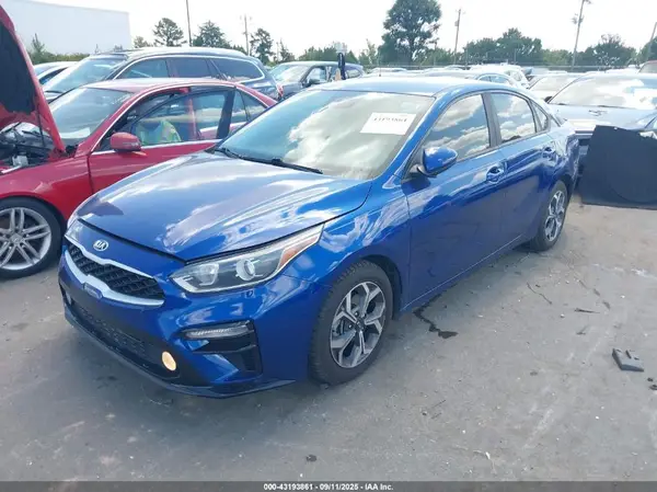 3KPF24AD1KE050638 2019 KIA FORTE - Image 2