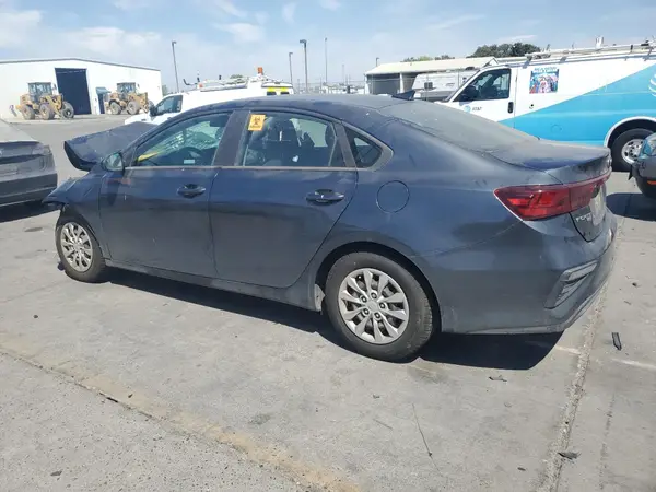 3KPF24AD1KE051515 2019 KIA FORTE - Image 2