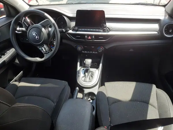 3KPF24AD1KE054348 2019 KIA FORTE - Image 8