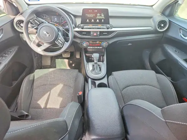 3KPF24AD1KE058528 2019 KIA FORTE - Image 8