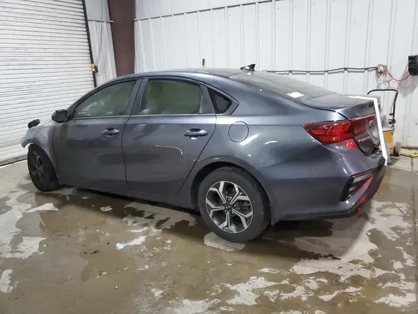3KPF24AD1KE058853 2019 KIA FORTE - Image 2